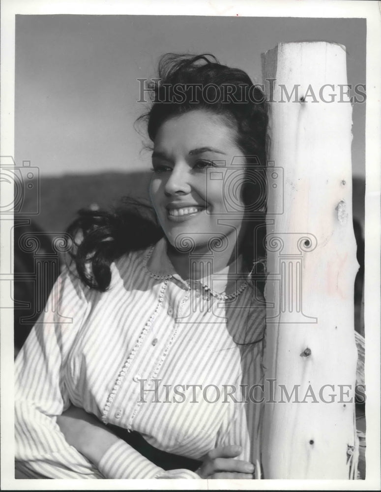 1962, "Tales of Wells Fargo" star Diane Foster - Historic Images