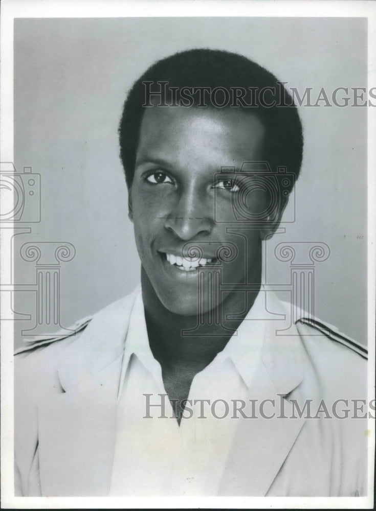 1981, Actor Dorian Harewood On Television Daily Friday - mjp26703 - Historic Images