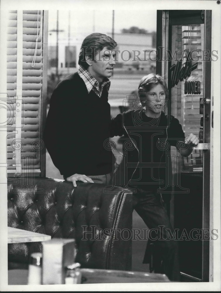 1978 Press Photo Actors Gary Collins and Philip McKeon in &quot;Alice&quot; on CBS-Historic Images
