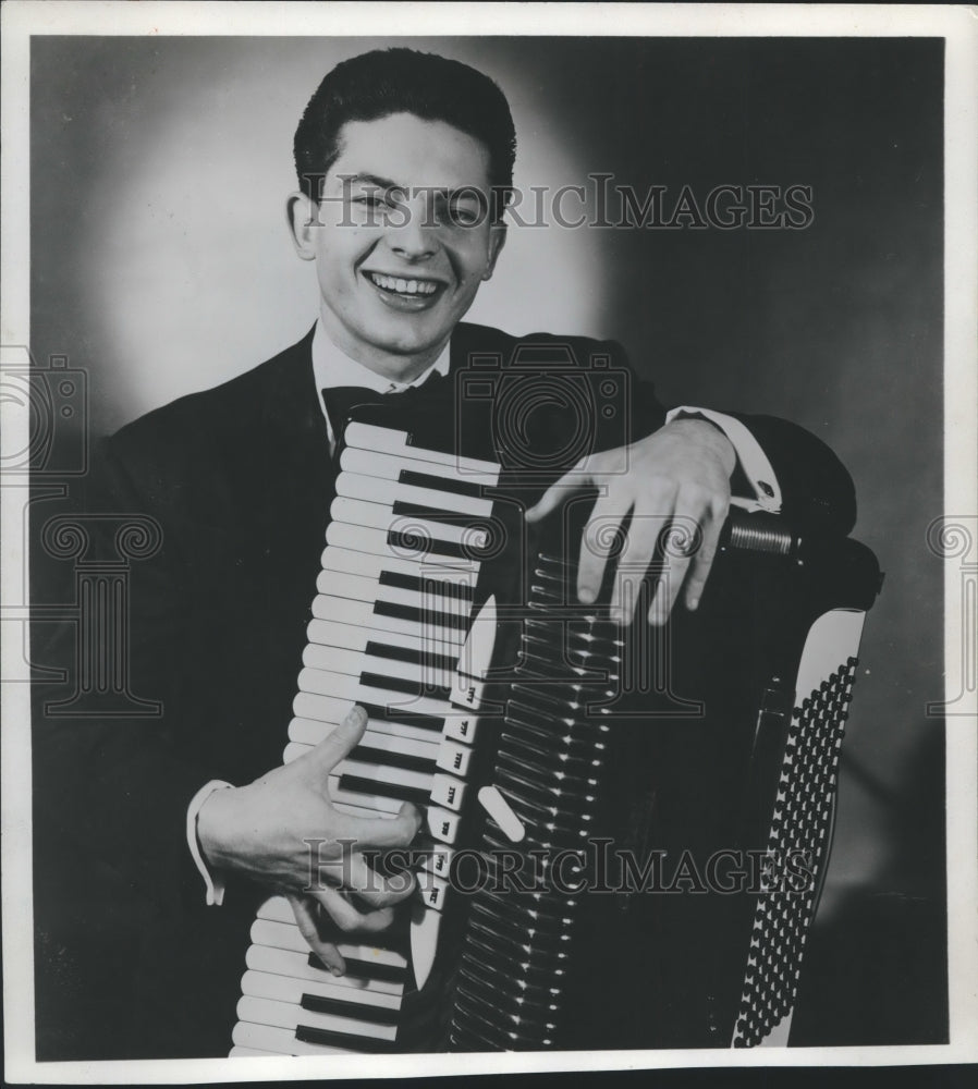 1959, Musician Tommy Gumina With Accordion In Milwaukee - Historic Images
