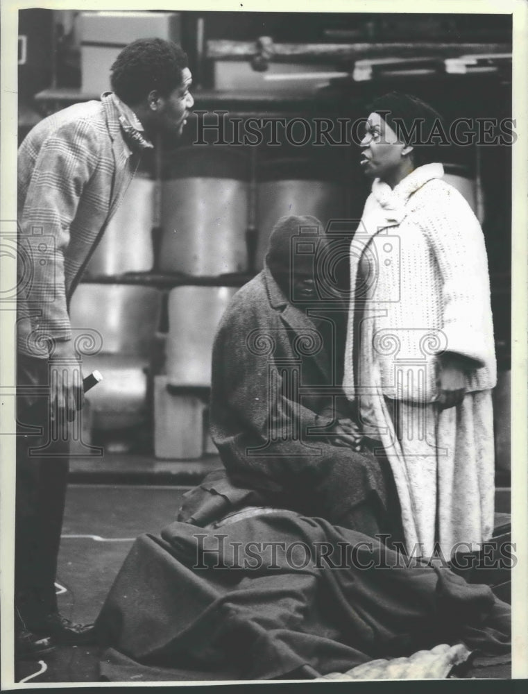 1981 Press Photo The Milwaukee Rep production of &quot;Boesman and Lena&quot;, Wisconsin - Historic Images