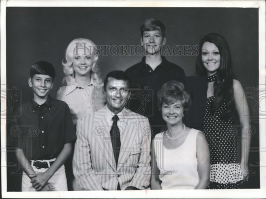 1971, Terry Anne Meeuwser, Former Miss America, Family Photo - Historic Images