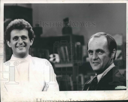 1974, Bob Newhart in "The Bob Newhart Show" - Historic Images