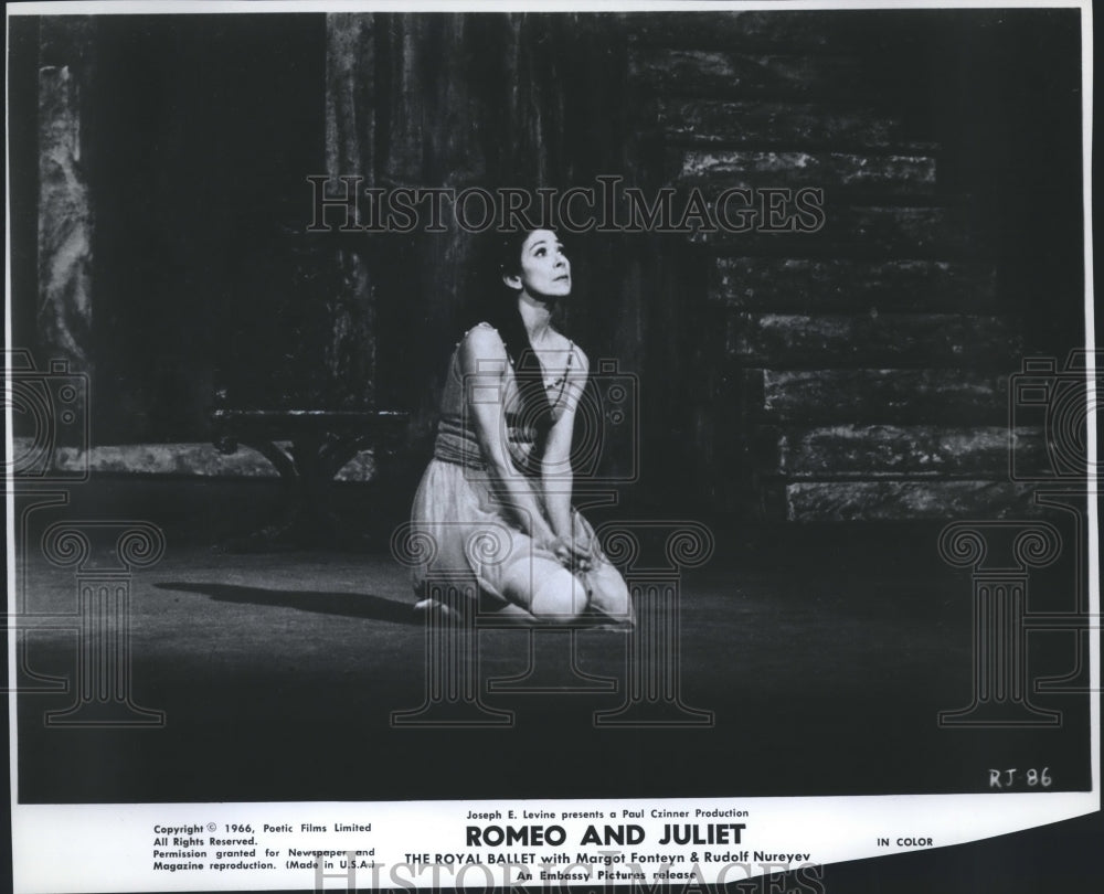 1966, Margot Fonteyn in &quot;Romeo and Juliet&quot; The Royal Ballett - Historic Images