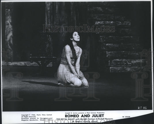 1966, Margot Fonteyn in "Romeo and Juliet" The Royal Ballett - Historic Images
