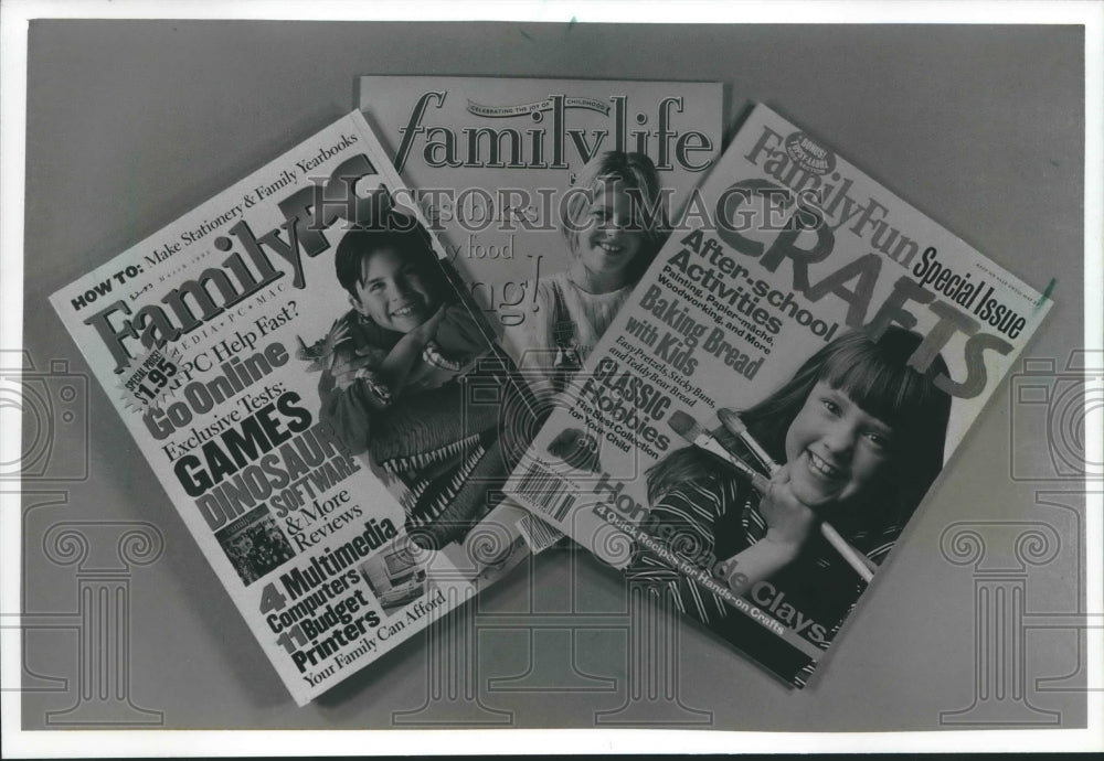 1995 Press Photo Family PC, Family Life & Family Fun magazines - mjp27226 - Historic Images
