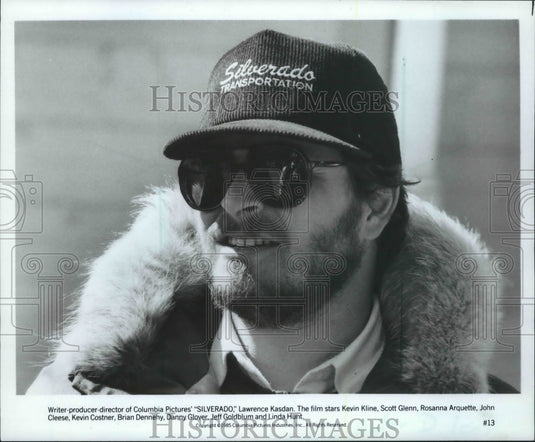 1985, Director Lawrence Kasdan in "Silverado" - mjp27417 - Historic Images