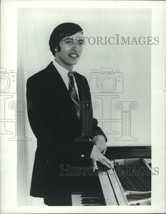 1980, Pianist Murray Perahia - mjp27704 - Historic Images