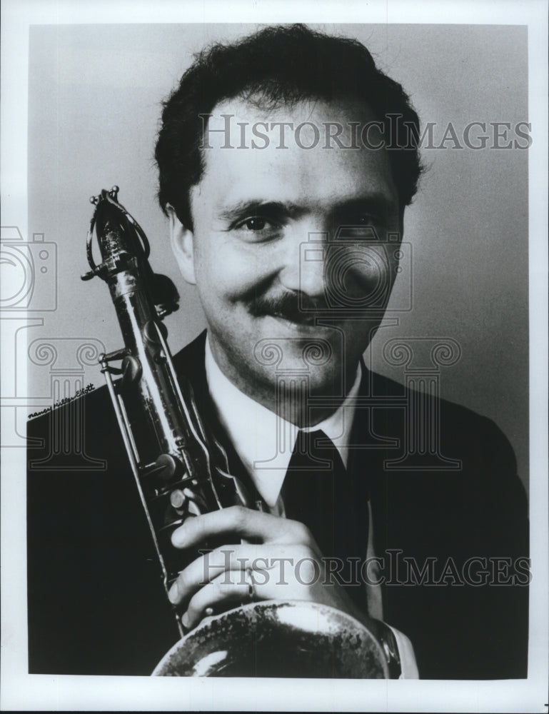1992 Press Photo Ken Peplowski, musician, performs at The Estate - mjp27712- Historic Images