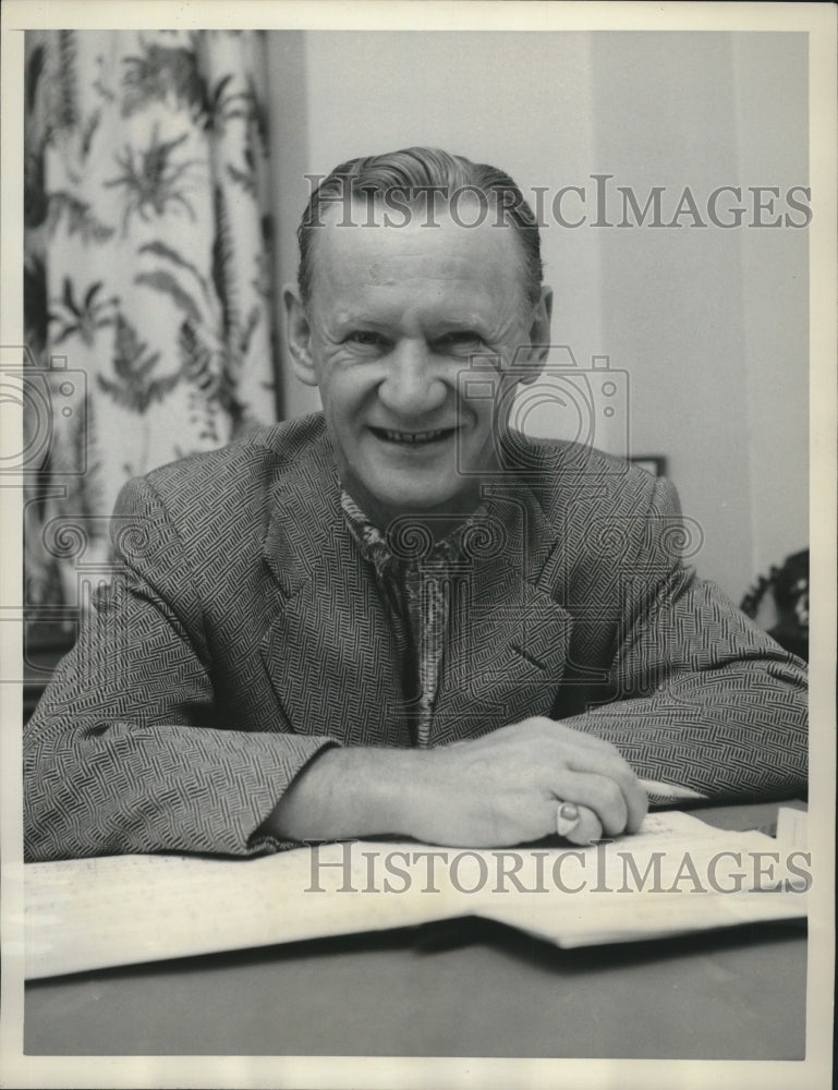 1954, Bandleader Sammy Kaye Appears In &#39;So You Want To Lead A Band&#39; - Historic Images