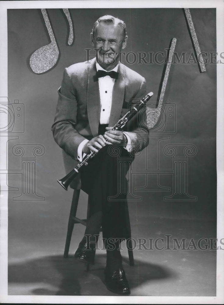 1958, Bandleader Sammy Kaye to headline &quot;Music From Manhattan&quot; - Historic Images