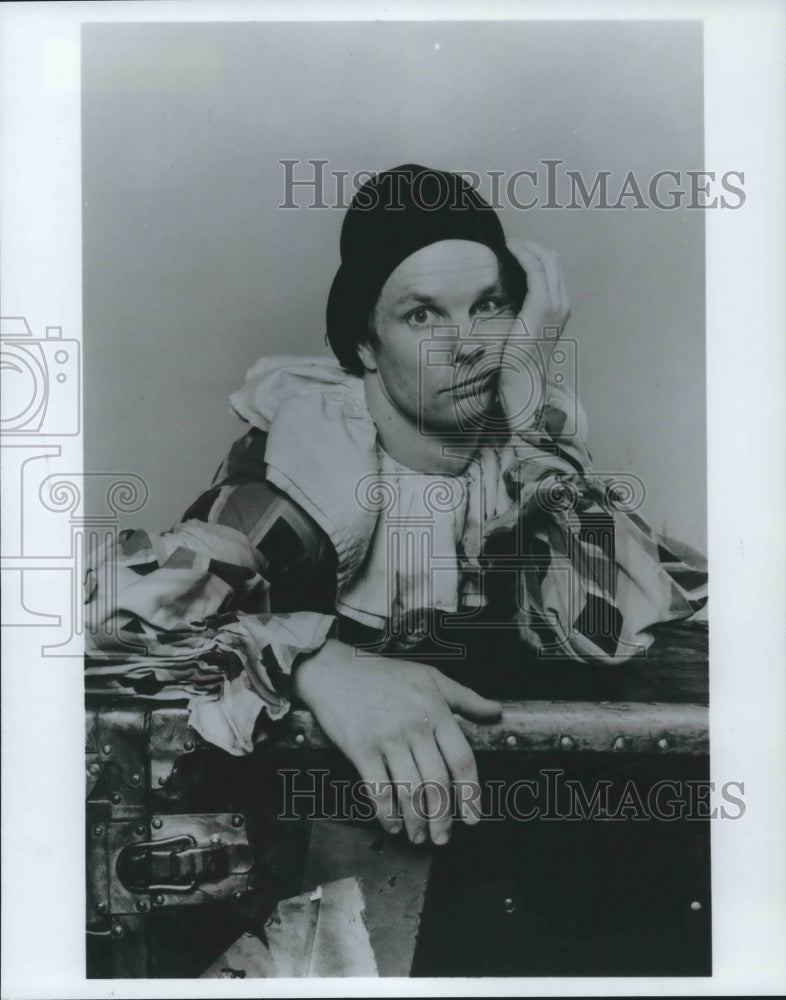 1993, Actor Bill Irwin Stars In &#39;The Regard Of Flight&#39; - mjp28005 - Historic Images