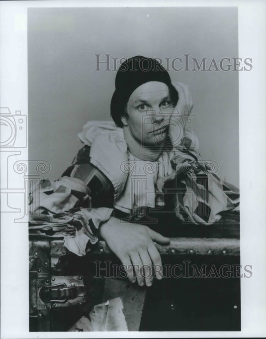 1993, Actor Bill Irwin Stars In 'The Regard Of Flight' - mjp28005 - Historic Images