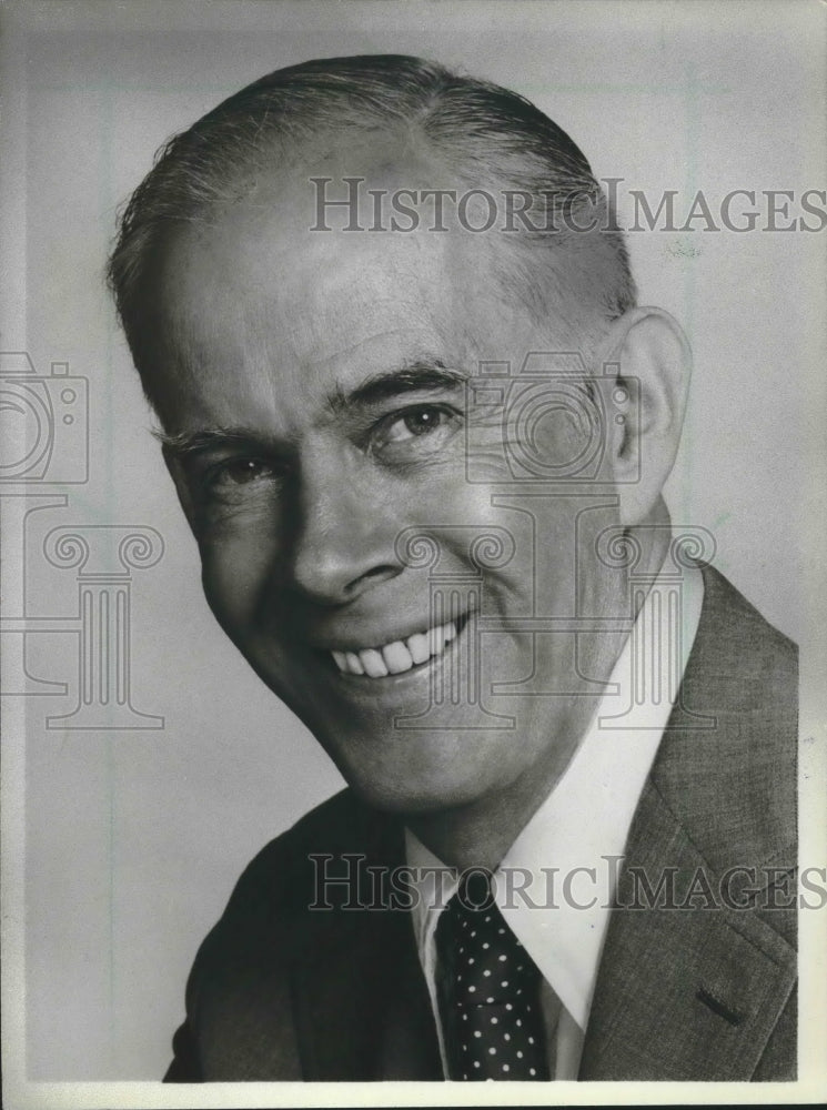 1983, Harry Morgan As Colonel Potter In &quot;AfterMASH&quot; - mjp28037 - Historic Images