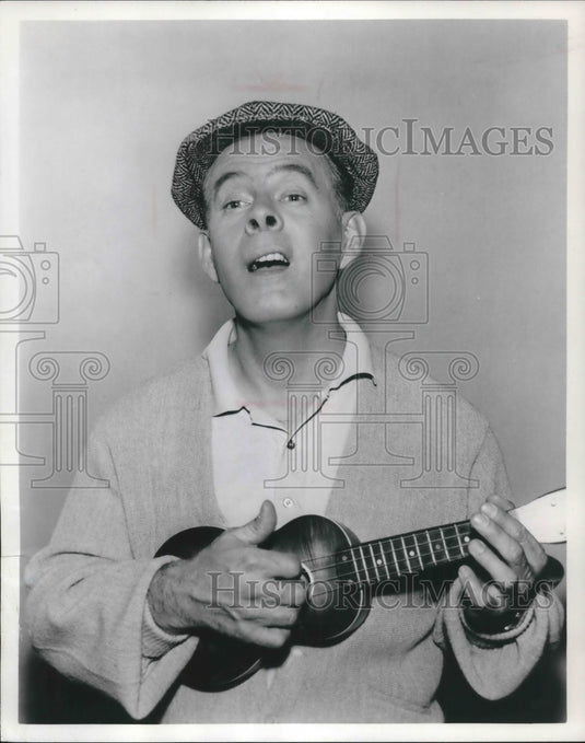 1961 Press Photo Harry Morgan stars in "Pete and Gladys" on CBS - Historic Images