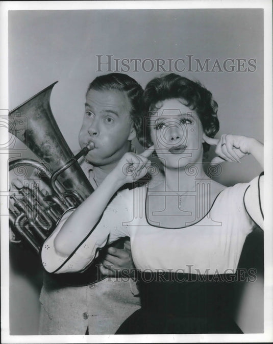 1961, Harry Morgan & Cara Williams in "Pete and Gladys" - Historic Images