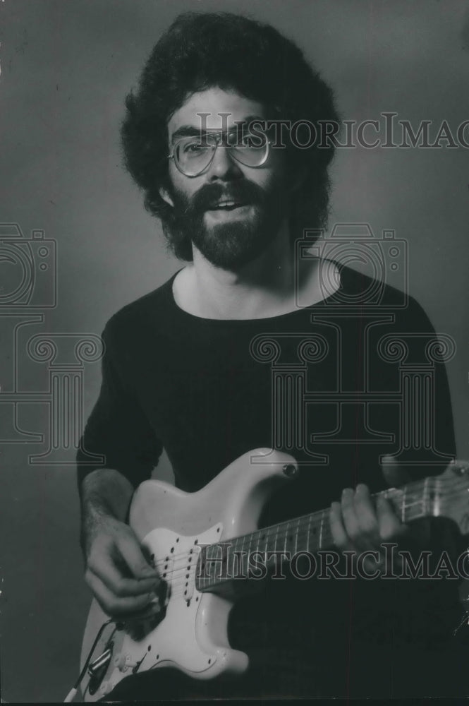1975, Jon Paris, Rock musician - Historic Images