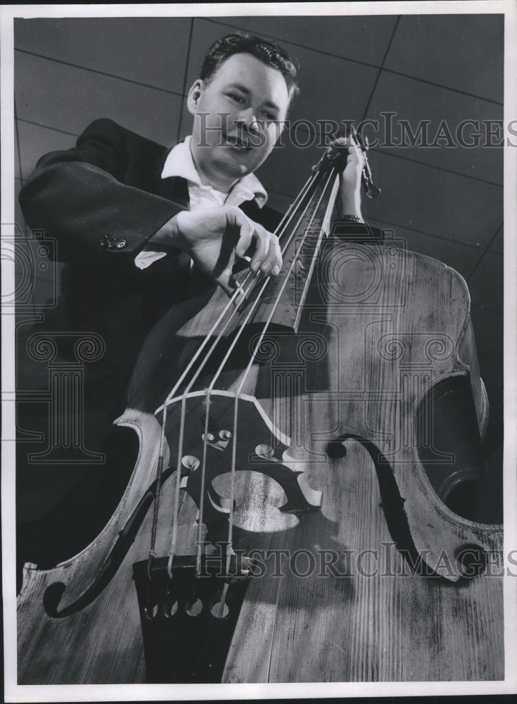 1959, Dave Kennedy musician &amp; composer, Milwaukee, Wisconsin - Historic Images