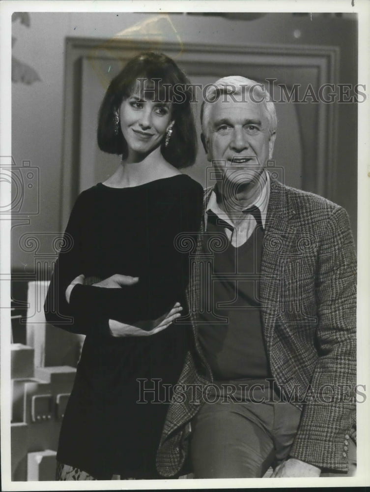 1983 Press Photo Laraine Newman and Leslie Nielsen guest-star host &quot;Prime Times&quot;- Historic Images