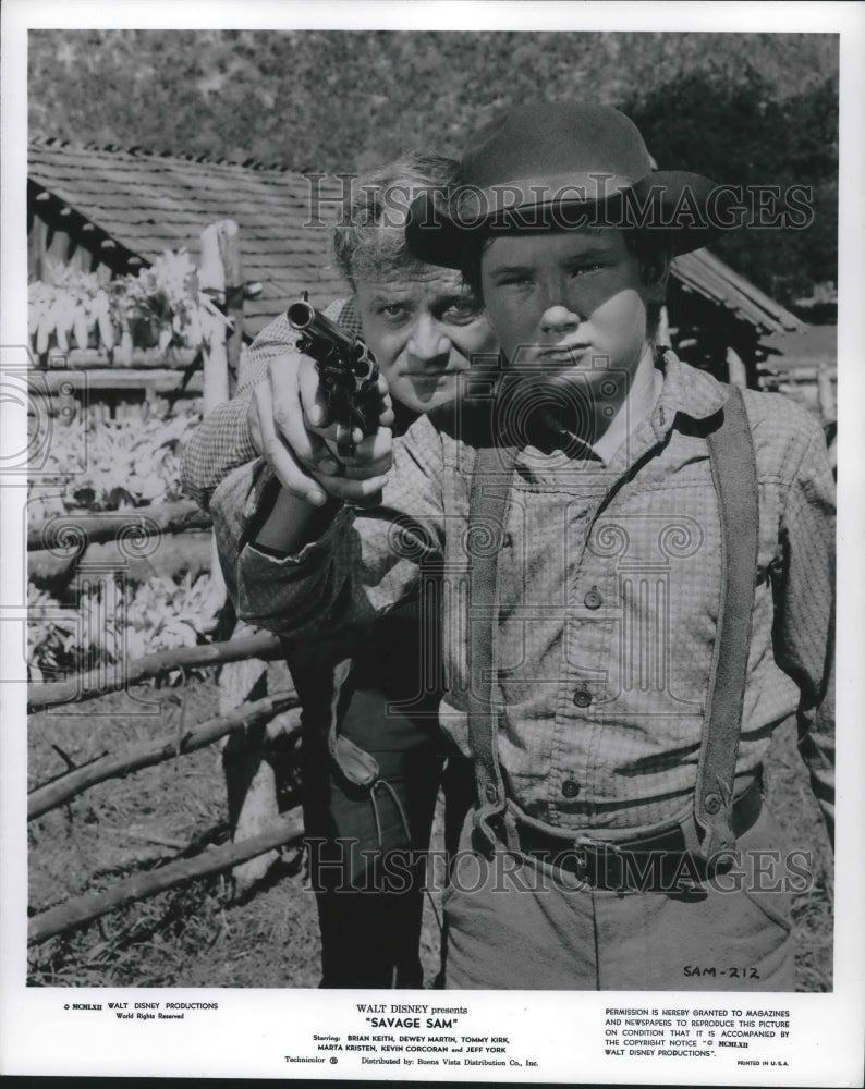 1963, Actor Brian Keith With Kevin Corcoran In 'Savage Sam' - Historic Images