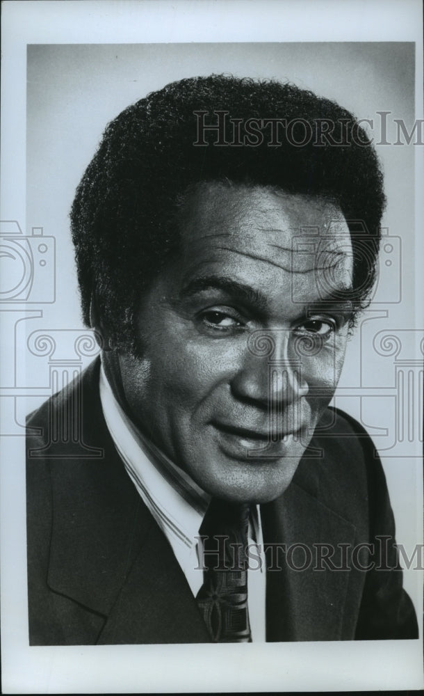 Press Photo Perry Rodrigues of &quot;Executive Suite&quot;- Historic Images