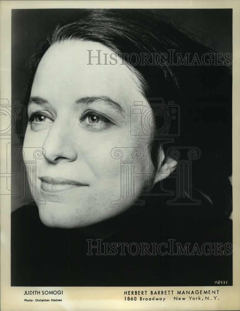 1977 Press Photo Conductor Judith Somogi. - mjp29003-Historic Images