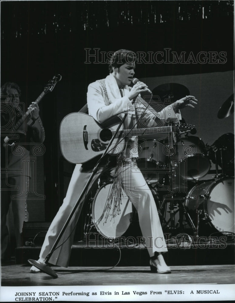 1989, Johnny Seaton as Elvis in "Elvis: A Musical Celebration" - Historic Images