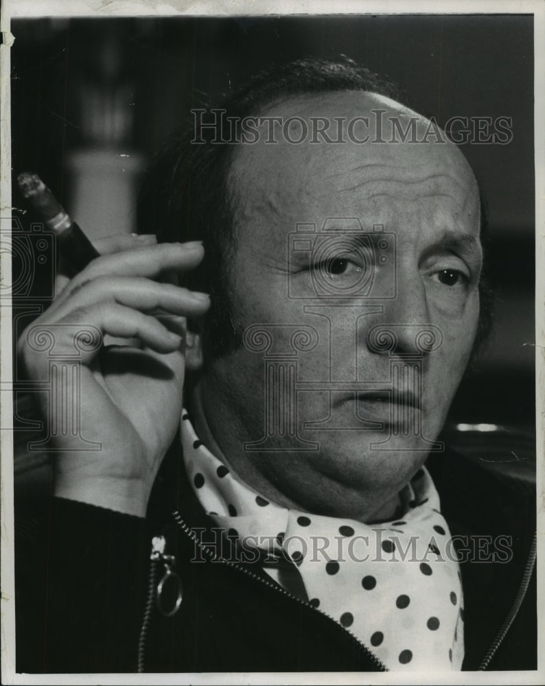1969 Press Photo Author Harold Robbins - Historic Images