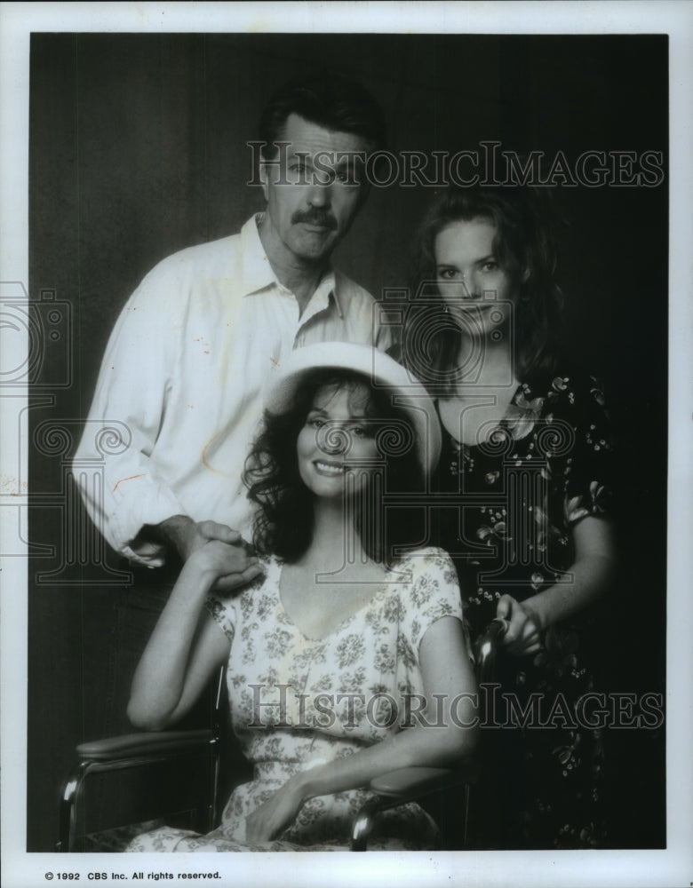 1992, Actor Tom Skerritt &amp; others - mjp29321 - Historic Images