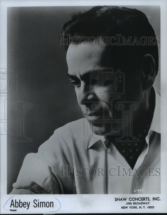 1976, Pianist Abbey Simon - mjp29348 - Historic Images