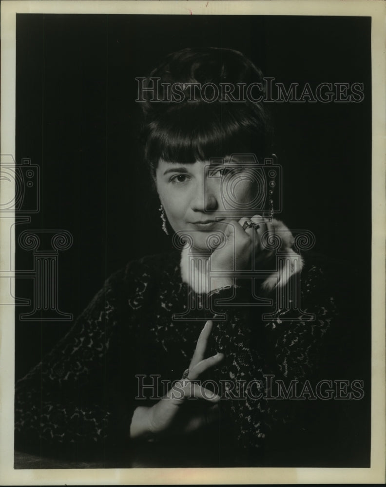1969 Press Photo Pianist Claudette Sorel - Historic Images