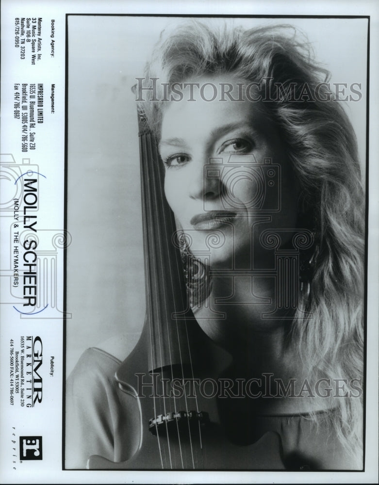 Press Photo Molly Scheer, professional musician with The Heymakers. - Historic Images