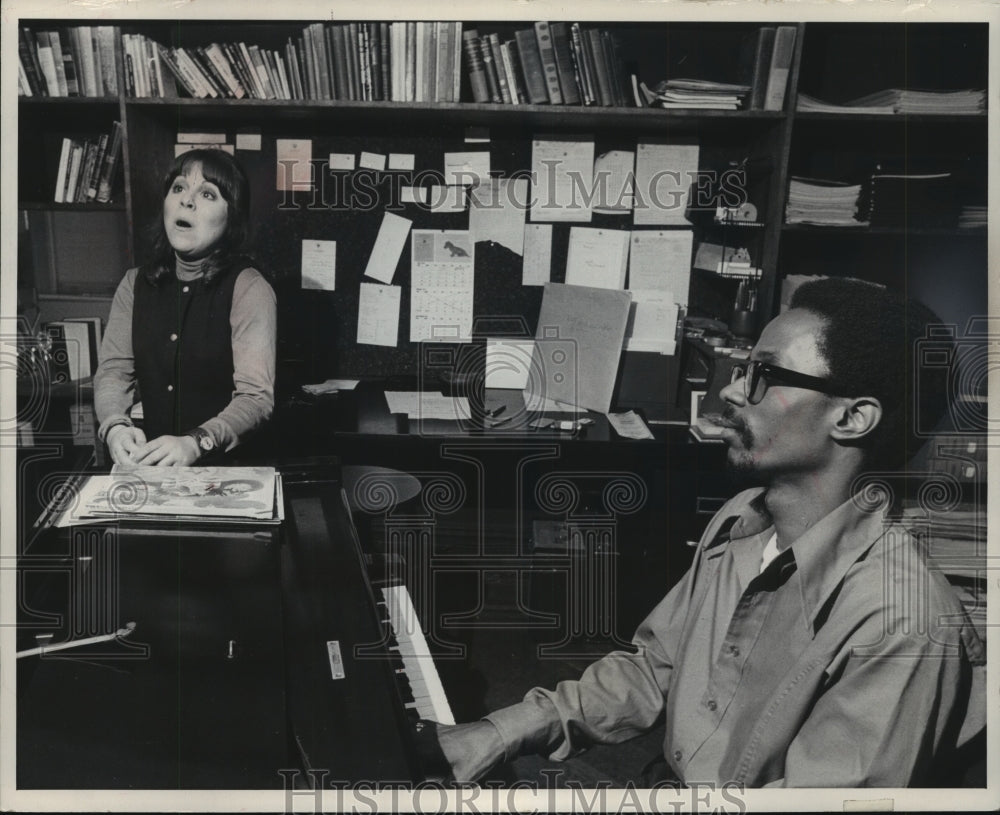 1970 Press Photo Actress/Singer Alice Playten with Pianist Harold Wheeler-Historic Images