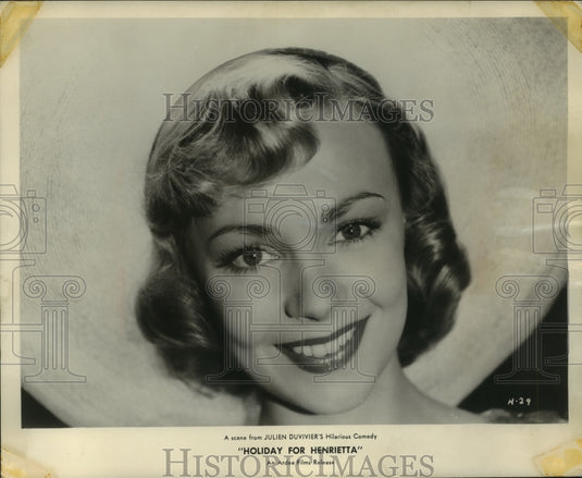 1957 Press Photo Actress Dany Robin in "Holiday for Henrietta" - Historic Images