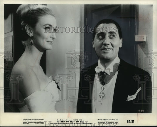 1964 Press Photo Alberto Sordi stars in "To Bed . . . Or Not to Bed" - Historic Images