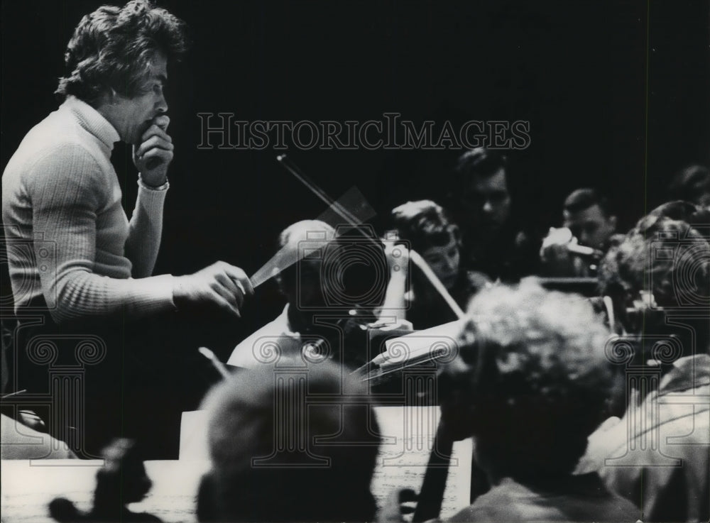 1972, Milwaukee Conductor Kenneth Schermerhorn - Historic Images