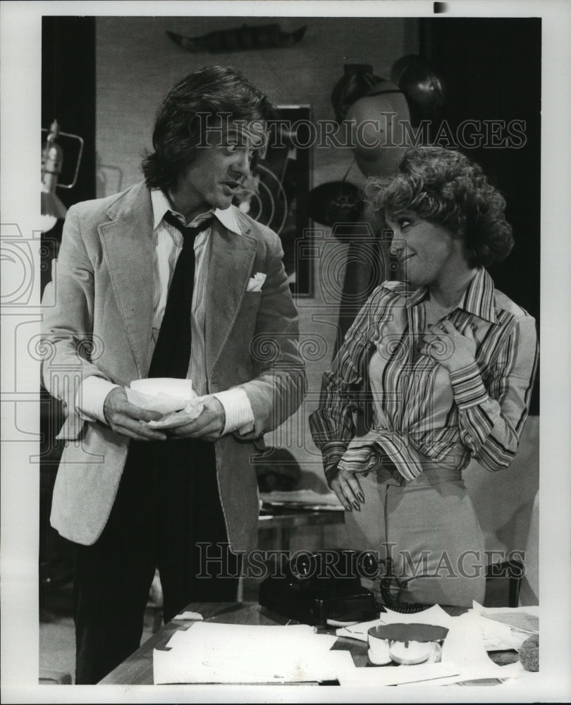 1977 Press Photo Terry Kiser & June Gable star in "Bay City Amusement Company"-Historic Images