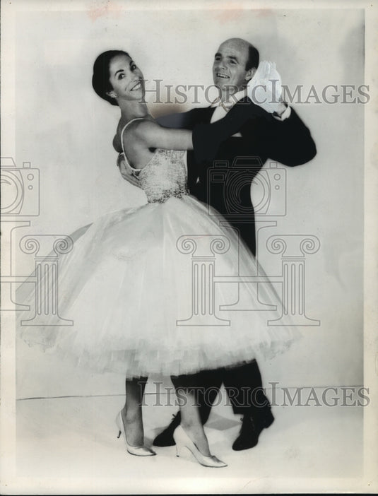 1966, Bobbi and Bill Irvine, International Ballroom Dance Champions. - Historic Images