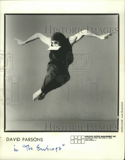 1994 Press Photo David Parsons in "The Envelope" - mjp30304 - Historic Images