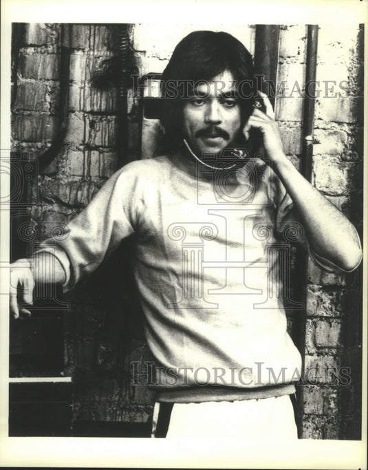 1993 Press Photo Actor Freddie Prinze in "Chico and the Man" - mjp30340 - Historic Images