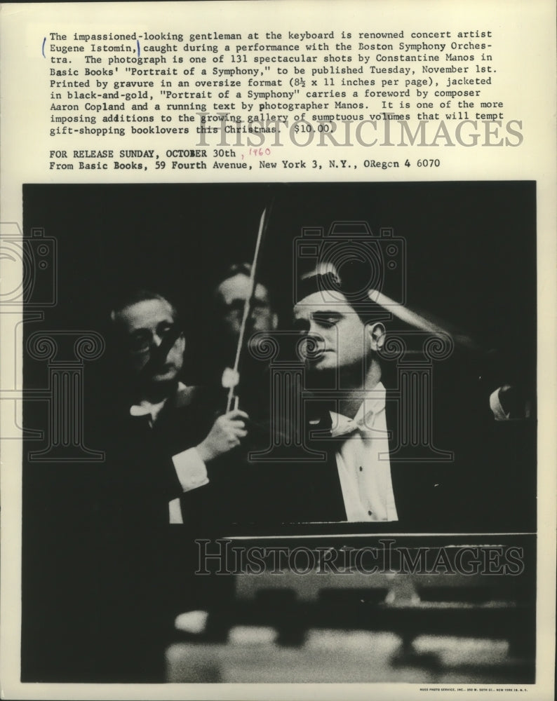 1960 Press Photo Eugene Istomin during a performance with Boston Symphony - Historic Images
