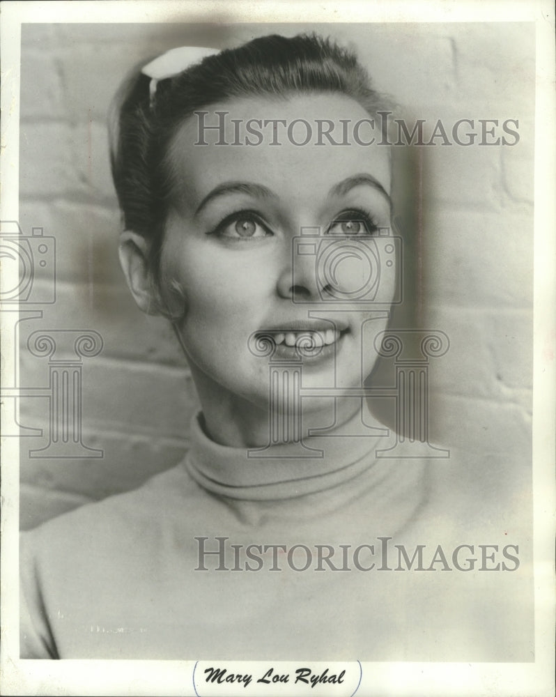 1966, Mary Lou Ryhal plays Gretchen - mjp30394 - Historic Images