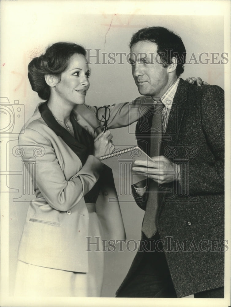 1980, Lawrence Pressman and Louise Sorel act in "Ladies' Man" - Historic Images
