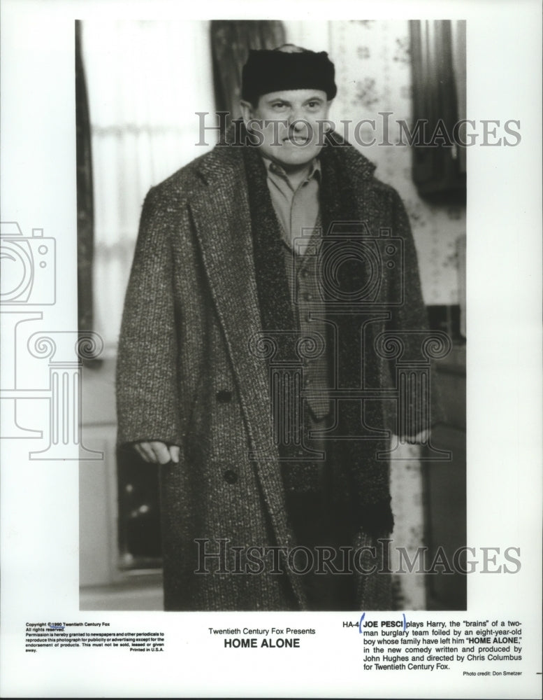 1990 Press Photo Actor Joe Pesci as Harry in &quot;Home Alone&quot; - mjp30529 - Historic Images