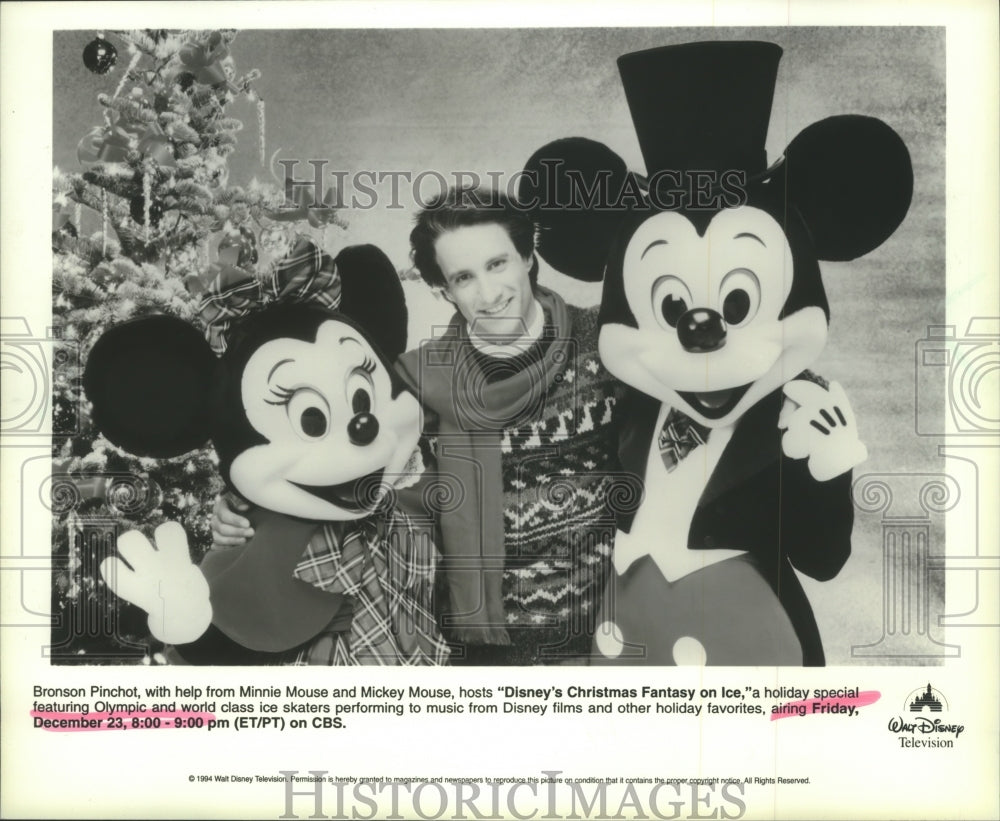 1994 Press Photo Bronson Pinchot, Host of Disney's Christmas Fantasy on Ice - Historic Images