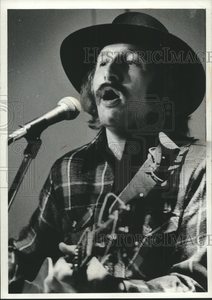 1978 Press Photo Dave Rudolf, musician and singer, United States - mjp30821- Historic Images