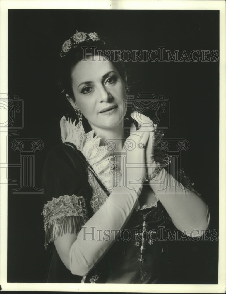 1990, Valeri Popova, Bulgarian Soprano in &quot;Amelia In A Masked Ball&quot; - Historic Images