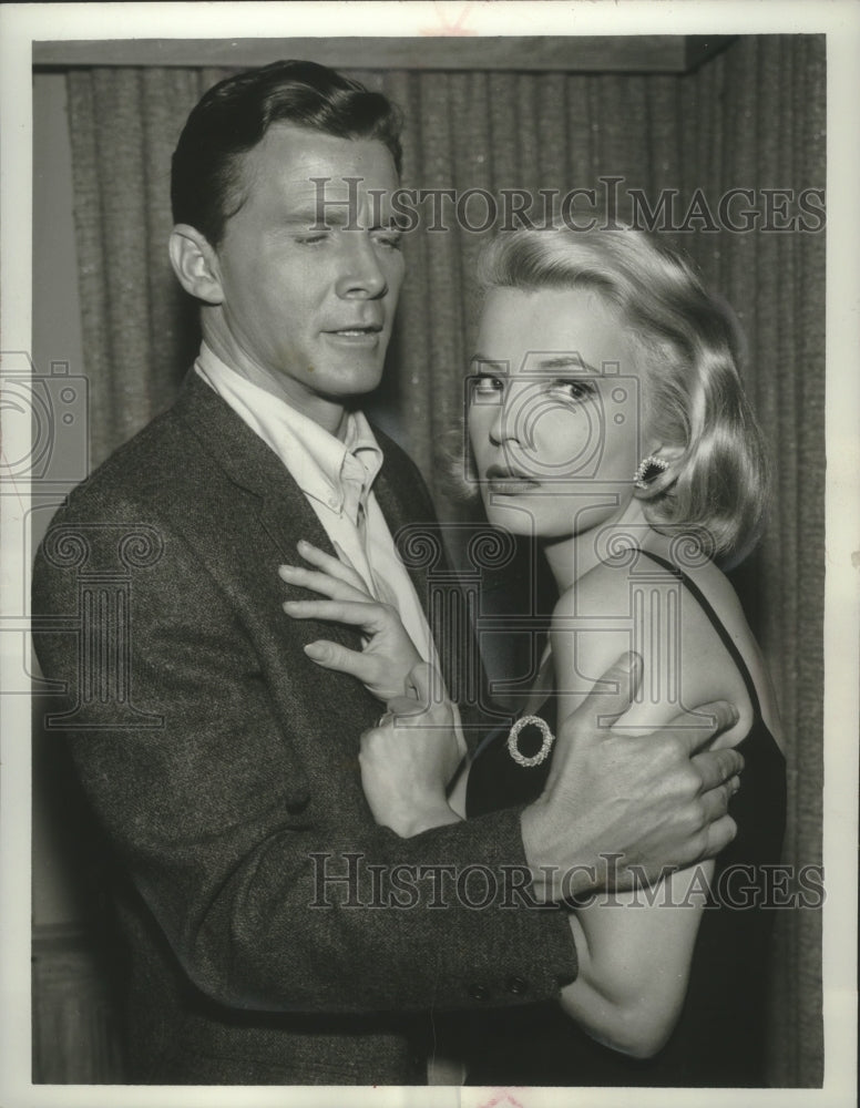 1968, Steve Forrest & Gena Rowlands star in space drama, "Project X" - Historic Images