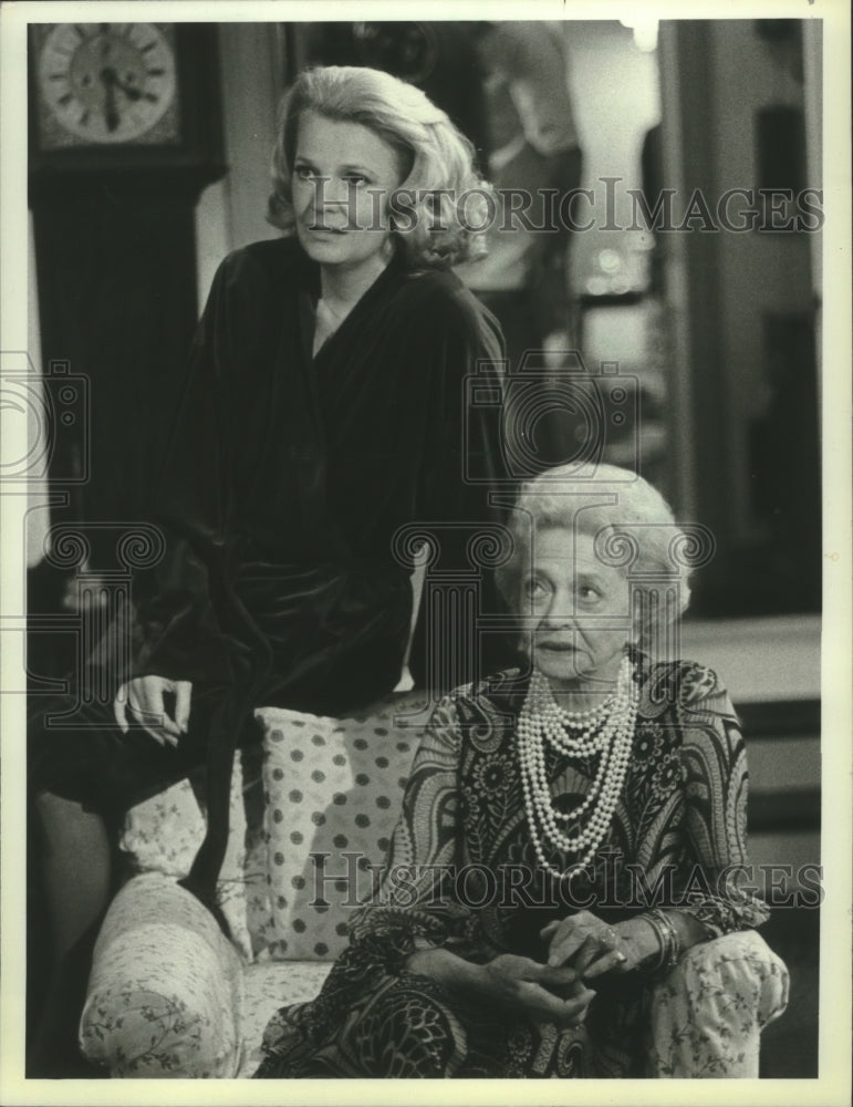 1985 Press Photo Gena Rowlands and Sylvia Sidney star in "An Early Frost" on NBC - Historic Images