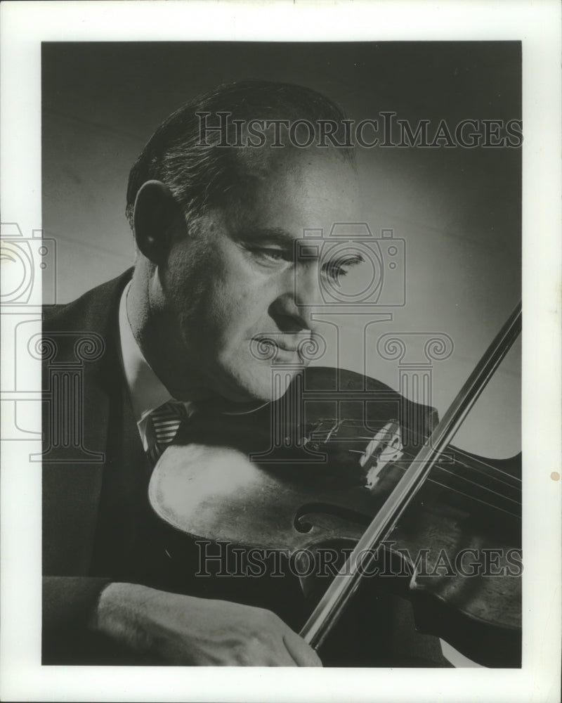1977, Musician Milton Preves plays Viola - mjp31398 - Historic Images